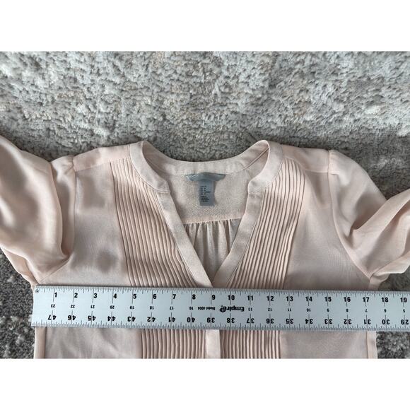 H&M Size 4 Fairy Semi Sheer Pleated Button Top Pink 3/4 Sleeve V Neck - Picture 5 of 7
